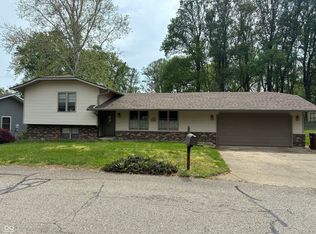 2380 Legendary Dr, Martinsville, IN 46151