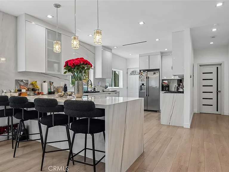 4432 Melbourne Ave — Photo 10