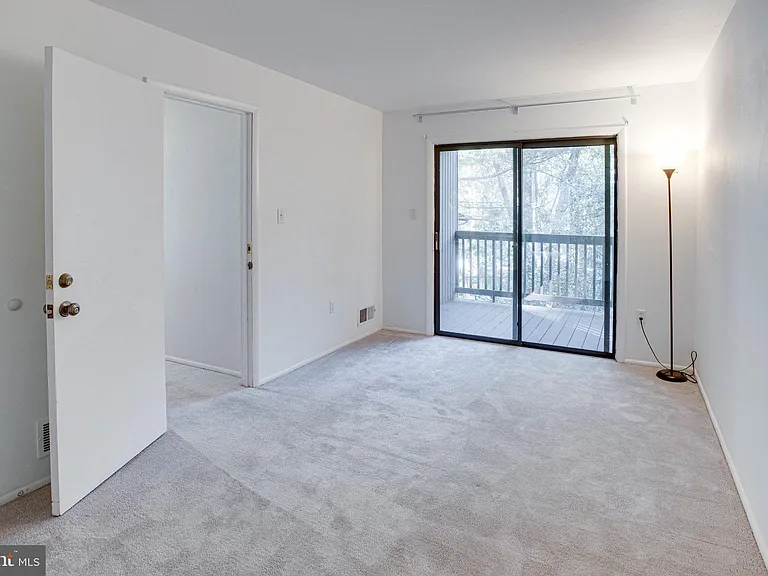 12303 Mulberry Ct — Photo 55
