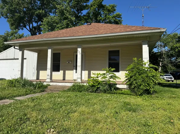 623 N 14th St, Murphysboro, IL 62966