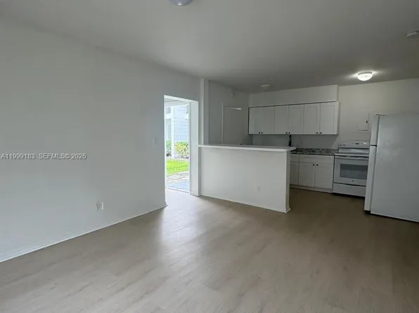 680 NE 88th Ter #6, Miami, FL 33138