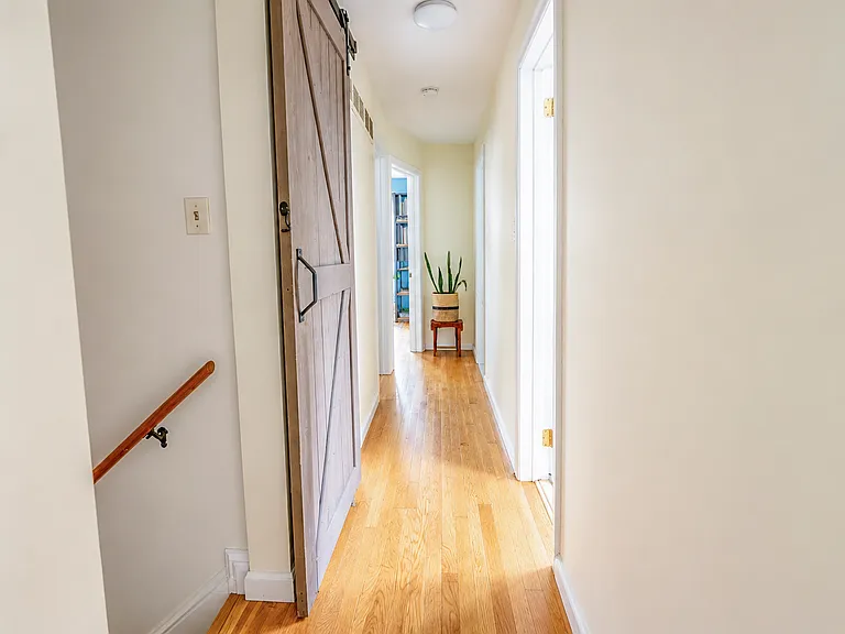 1501 Ladd St — Photo 19