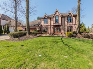 17727 Lexington Ln, Strongsville, OH