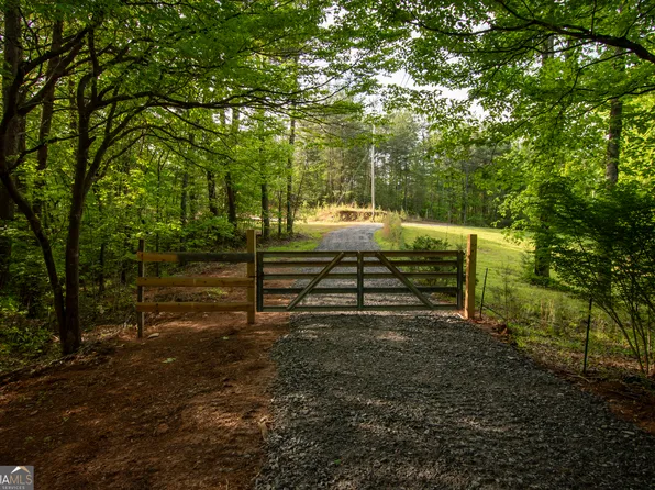 36 Mountain Top Rd, Marble, NC 28905