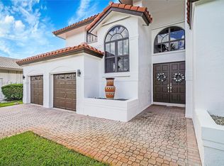 500 Cypress Pointe Dr E #E, Hollywood, FL 33027