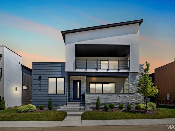 16513 Waterfront Ave, Chesterfield, MO 63017