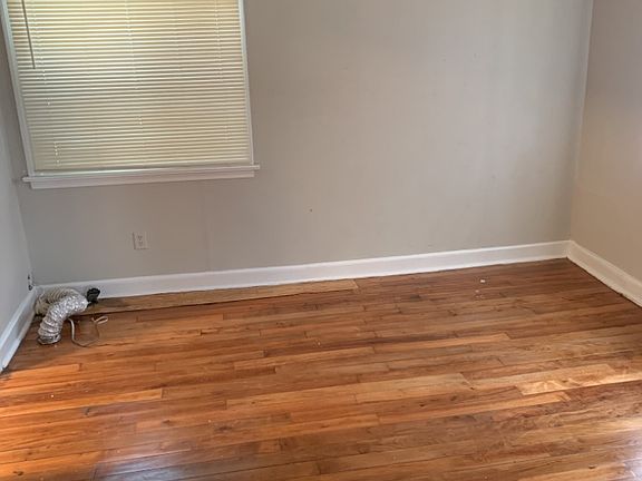 5th image of 214 Dunn Dr