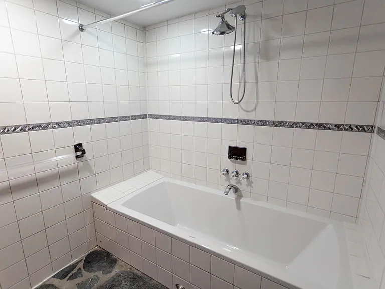 107 1st St S #210 — Photo 6