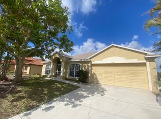 3918 SW 17th Ave, Cape Coral, FL 33914