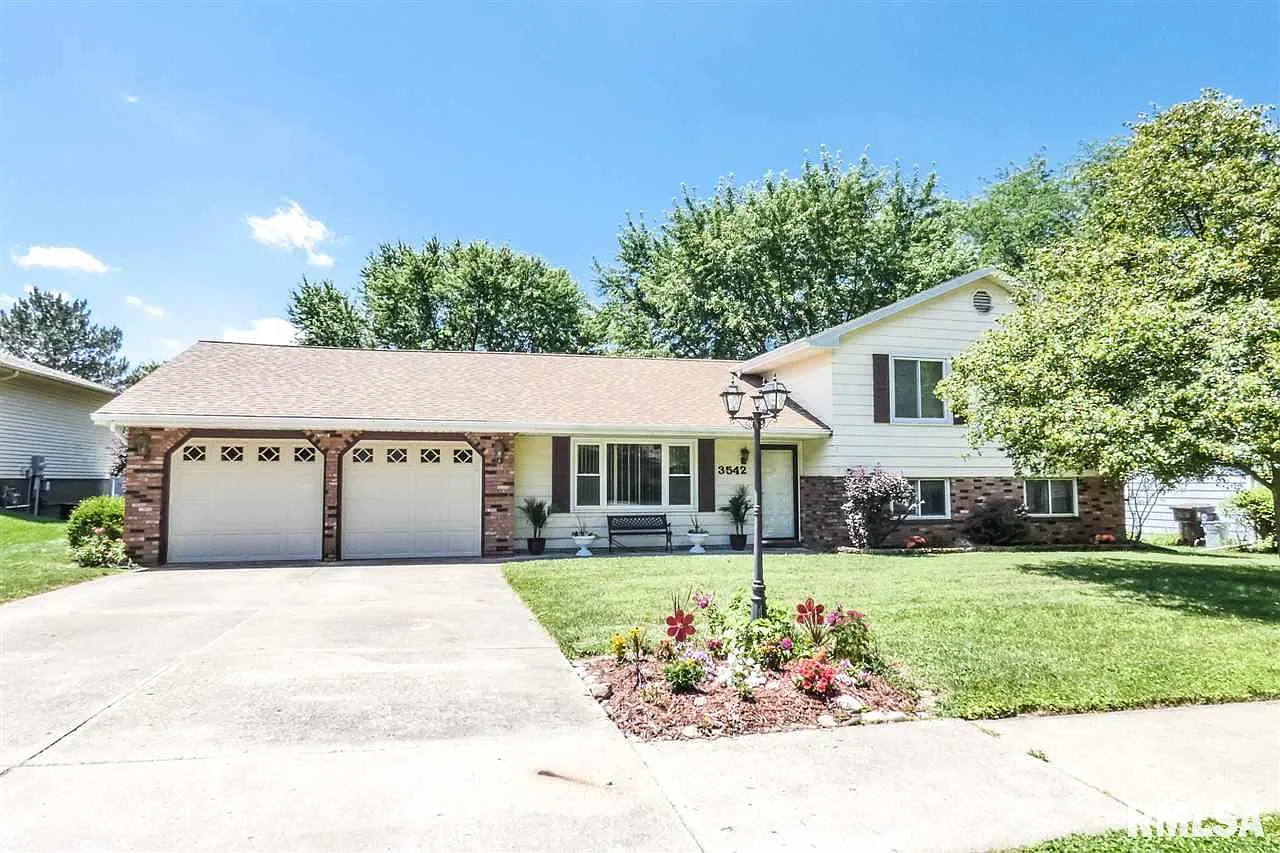 3542 W Saymore Ln photo 1