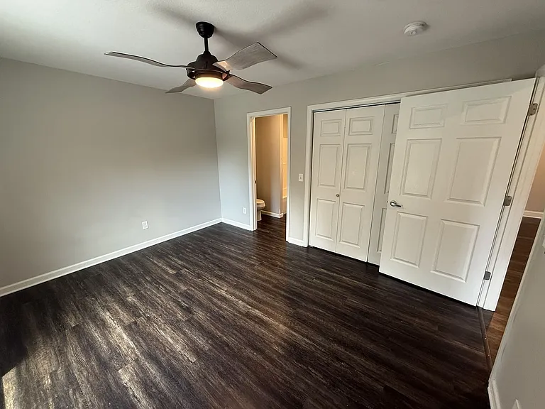 1800 Sun Valley Rd — Photo 9