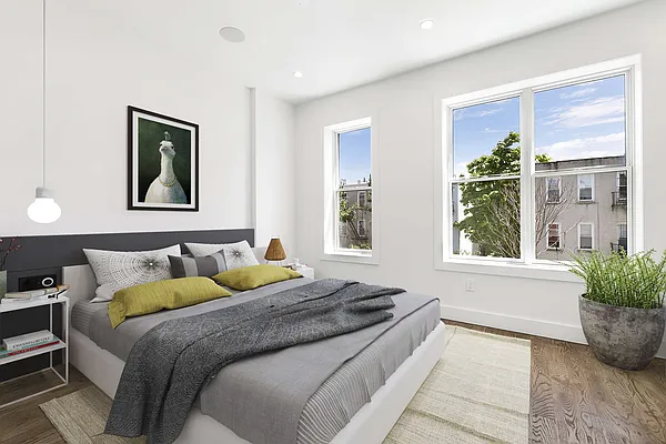 Rented by Compass | media 6