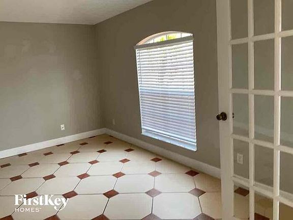 3rd image of 3122 SW 16th Pl