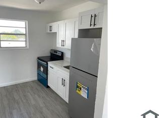 1261 NW 59th St #15, Miami, FL 33142