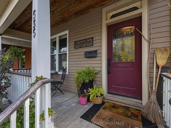5th image of 535 Albert St