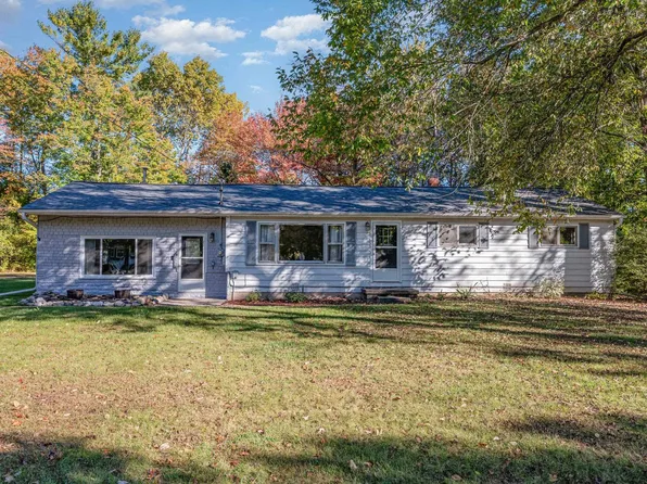 4512 W Wackerly St, Midland, MI 48640