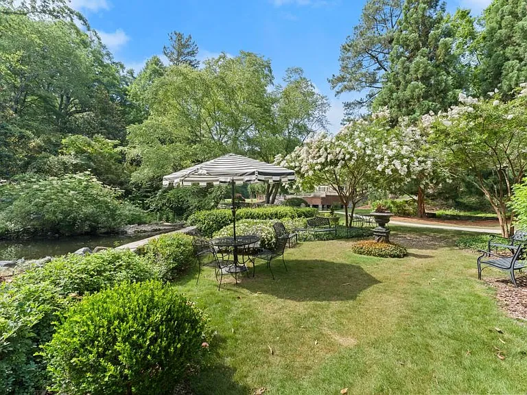25312 Plantation Dr NE — Photo 36