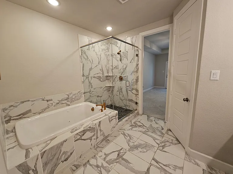 8045 Emerald Rock Dr — Photo 22