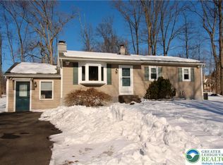 6751 Passer Rd, Coopersburg, PA 18036