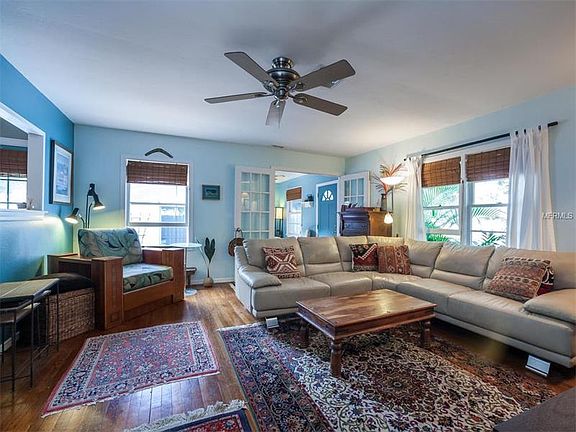 2nd image of 2326 Gull Ln