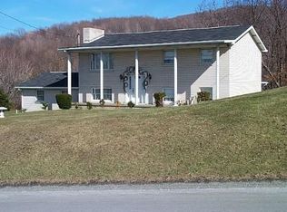 330 Hopwood Fairchance Rd, Uniontown, PA 15401
