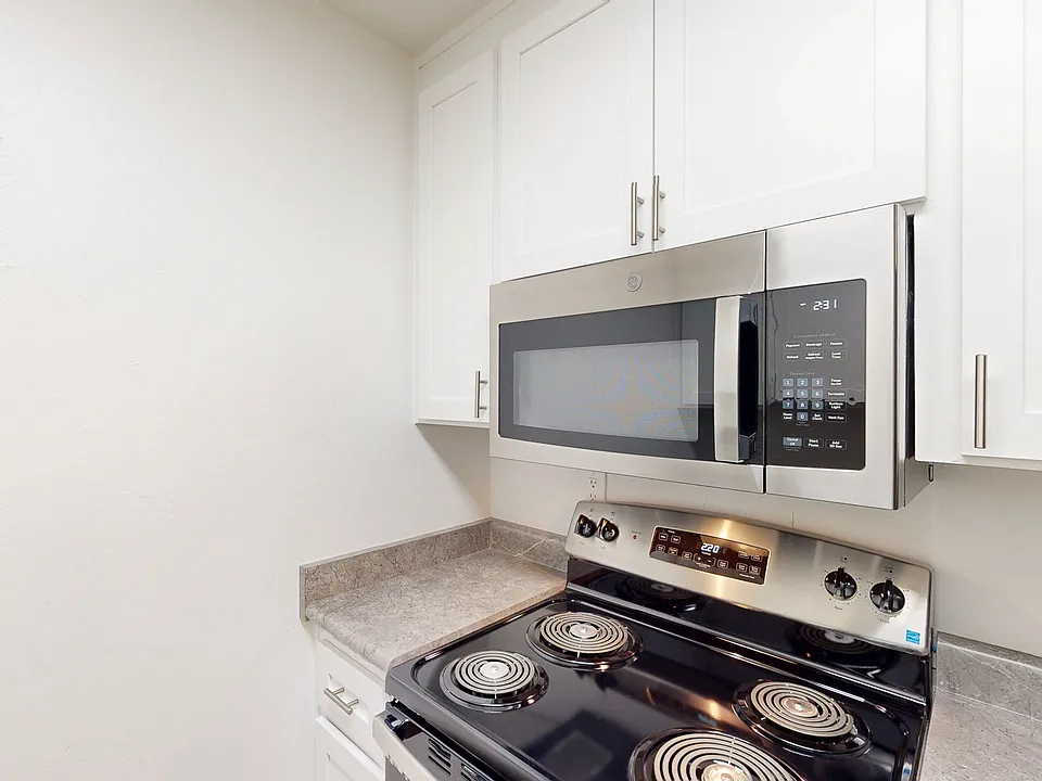 440 Alameda Del Prado #440P