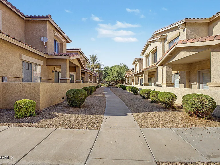 525 N Miller Rd #228 — Photo 28