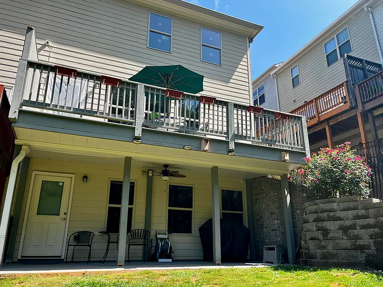 Olde Towne Pkwy — Photo 17