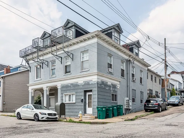 Spacious Apartments in Mt. Washington * Pet Friendly * Available Now * Walk to Shops & Gradview A..., 300-302 W Sycamore St #4, Pittsburgh, PA 15211