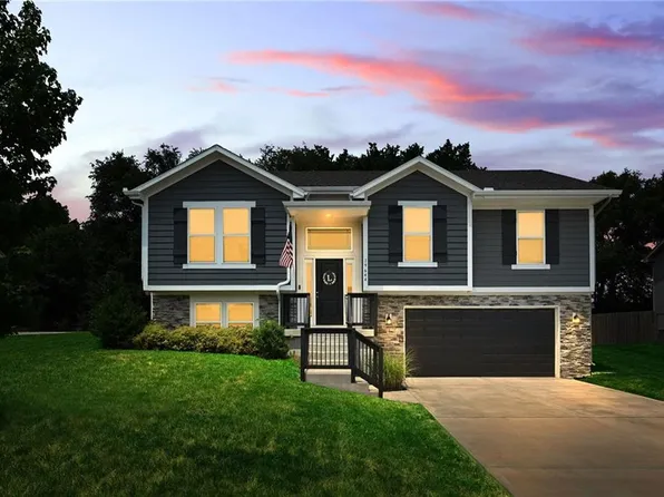 19644 W 120th Ter, Olathe, KS 66061