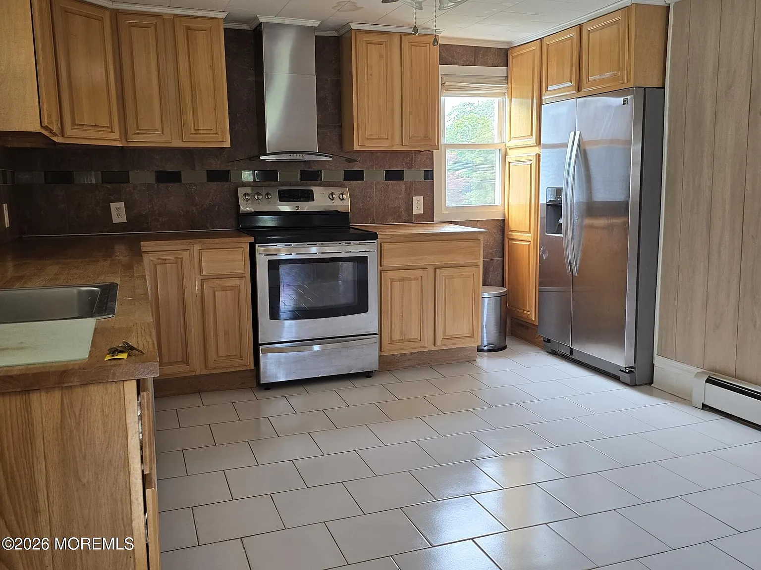 2 bed, $1,900 — Photo 2