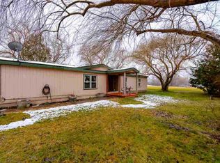 205907 E Bowles Rd, Kennewick, WA 99337