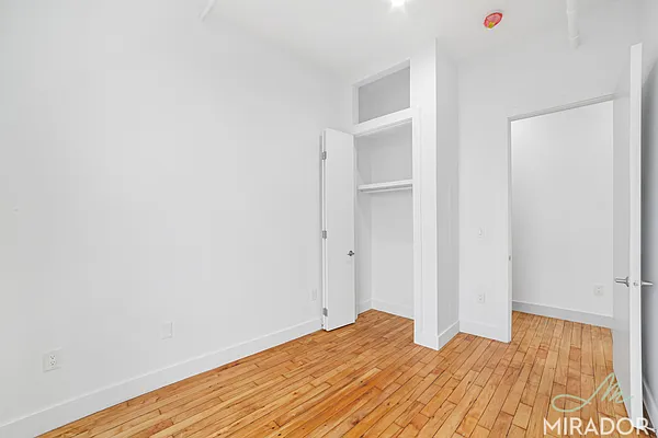 Rented by Mirador Real Estate | media 18