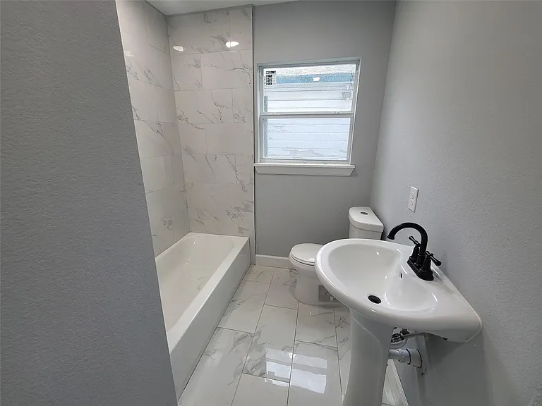 4859 Bellnole Dr — Photo 16