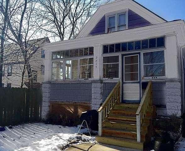 2nd image of 2615 N Pierce St #2617