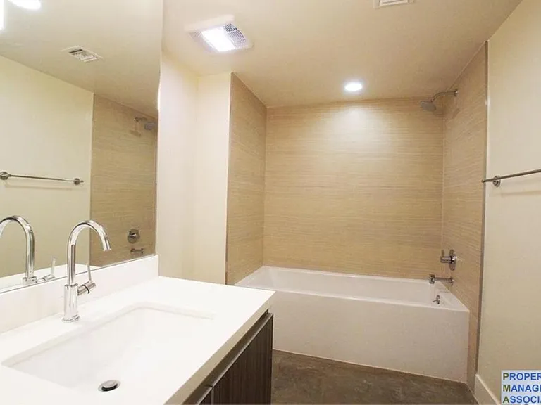 J. Grant Apartments — Photo 32