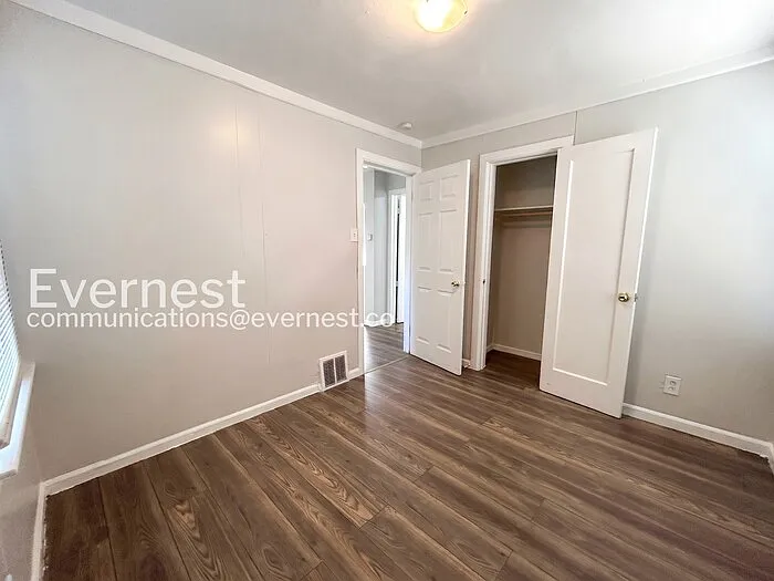 4877 Norwich Pl — Photo 13