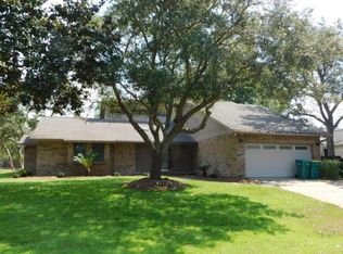 939 Ridgewood Way, Niceville, FL 32578