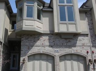 1436 W Rue Paris Pl, Inverness, IL 60067