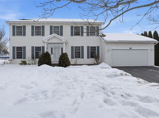 89 Maida Dr, Spencerport, NY 14559