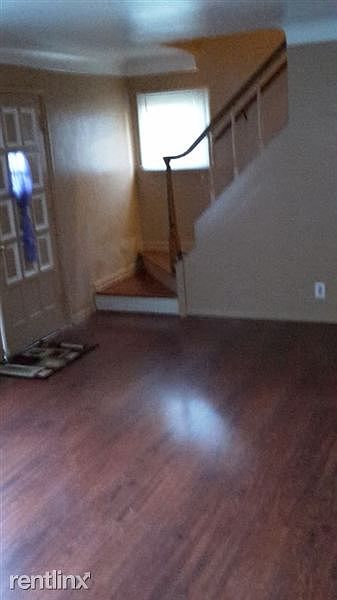 Appleton livingroom 1