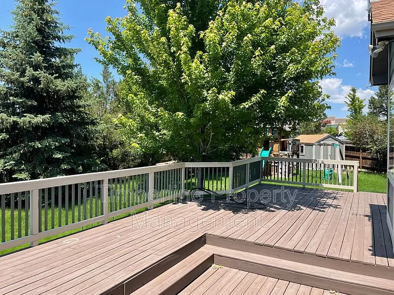 8322 Radcliff Dr — Photo 11