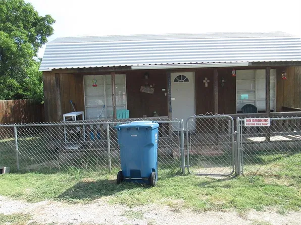 300 W 11th St, Cisco, TX 76437