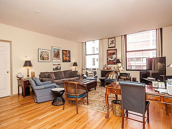 2nd image of 330 S Michigan Ave APT 1510