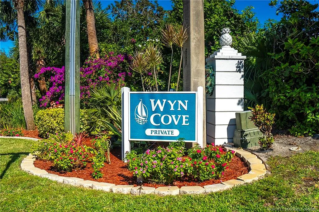 3 bed, 3.0 bath, 2186 sqft, $8,000 — Photo 1