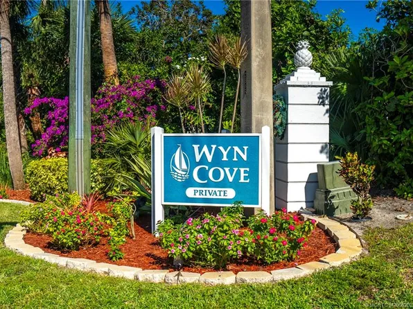 1446 Wyn Cove Dr, Vero Beach, FL 32963