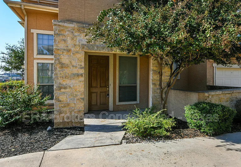 22209 Sausalito Ct — Photo 3
