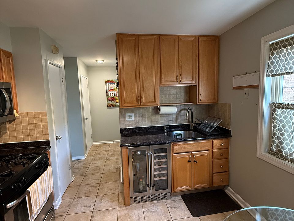 1st image of 8356 Kilpatrick Ave