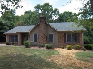 2032 Windlock Dr, Charlotte, NC 28270