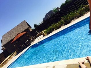 25 Chisholm Ln, Enid, OK 73703